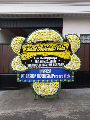 Papan Bunga Duka di Kahuripan